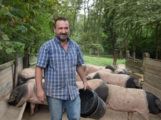 Christian Aguerre, éleveur de porcs basques