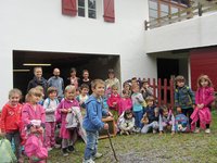 Une journée à la ferme Pelloenea / Egun bat etxaldean 